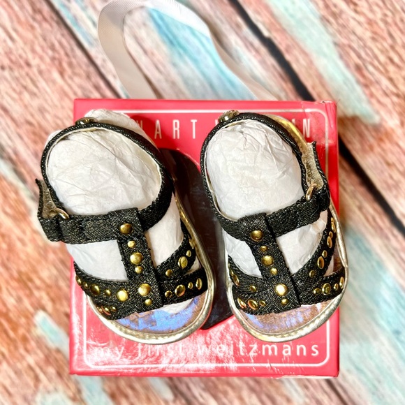 Stuart Weitzman Sandals - Picture 2 of 3